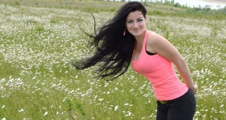 Развратная шлюха Гаетри