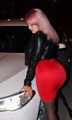 Алена, тел. 8 930 691-25-06 — массаж ню и не только