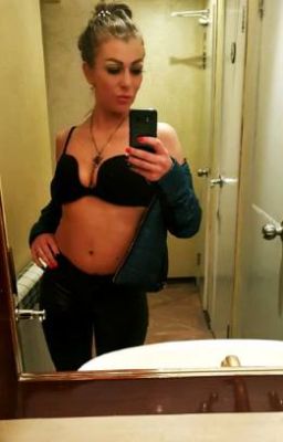 где стоит шлюха Божена, 25 лет