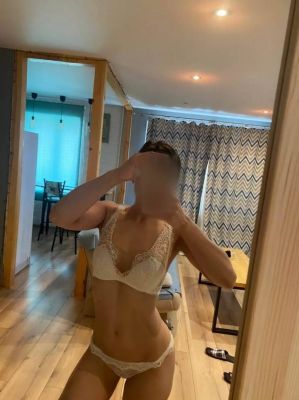 Развратная шлюха Вика